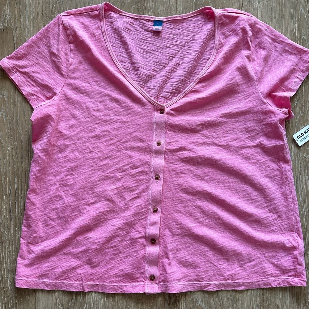 NWT pink Old Navy button vneck